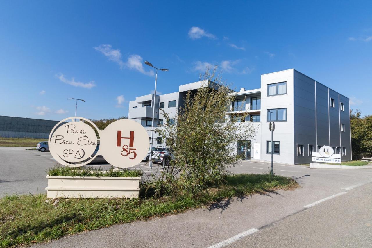 H85 Chatte Exterior foto